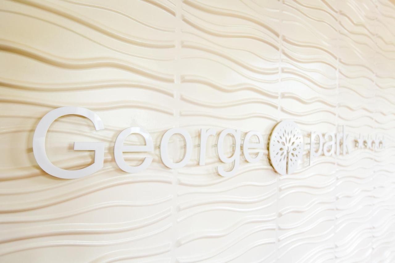 Georg Park Hotel Tarashany Exteriér fotografie