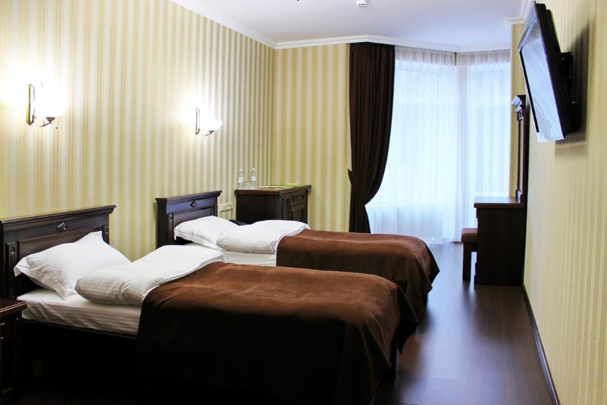 Georg Park Hotel Tarashany Exteriér fotografie